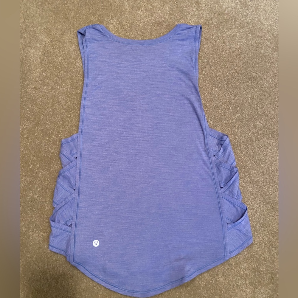 Lululemon cross cross tank